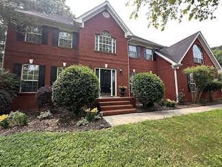 6900 Snow View Ln, Ooltewah, TN 37363
