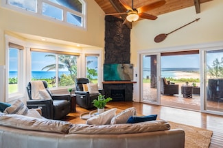 133 Kaula Ili Way, Maunaloa, HI 96770