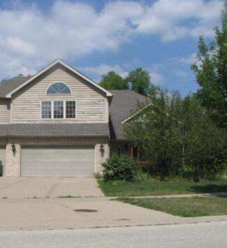 26538 S Overland Dr, Channahon, IL 60410