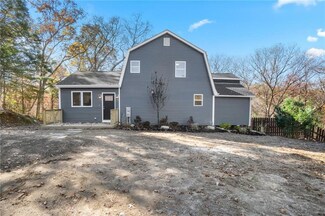 9 Elmgrove Ave, Johnston, RI 02919