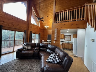 1811 Zermatt Dr, Pine Mountain Club, CA 93225