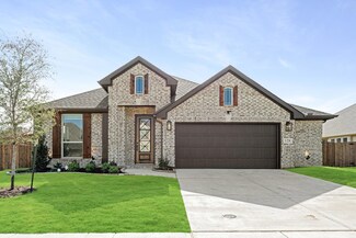 128 Claywood Dr, Glenn Heights, TX 75154