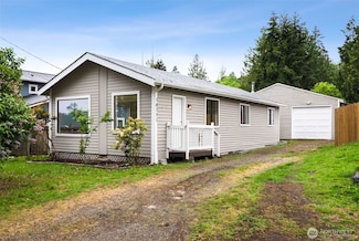 18771 Harris Ave NE, Suquamish, WA 98392