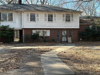 20014 Oakland Ave, South Chesterfield, VA 23834