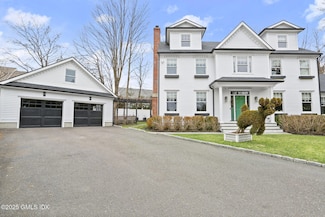 101 Lockwood Rd, Riverside, CT 06878