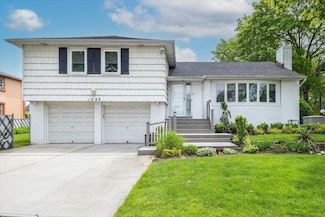 1749 Union Ave, Hewlett, NY 11557