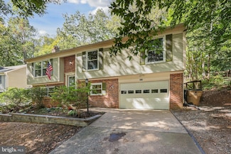 2016 Coast Guard Dr, Stafford, VA 22554