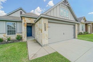 136 Colbys Way, Montgomery, TX 77356