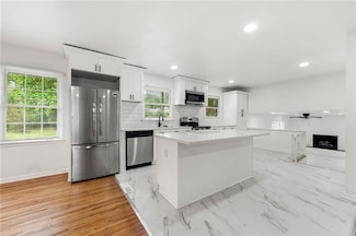 2702 Galaxy Ct, Decatur, GA 30034