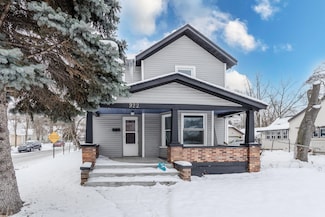 922 Burton St SW, Wyoming, MI 49509