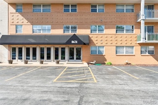 8631 Old Bonhomme Rd Unit 1G, Saint Louis, MO 63132