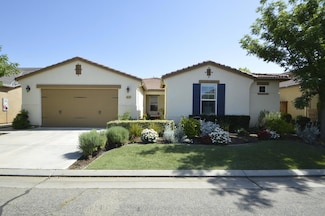 3476 Trenton Ln, Clovis, CA 93619