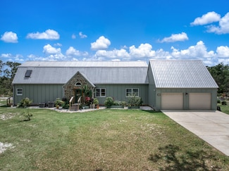 215 Nursery Rd, Sebring, FL 33875