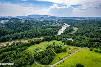 145 Mountain Mist Ln, Del Rio, TN 37727