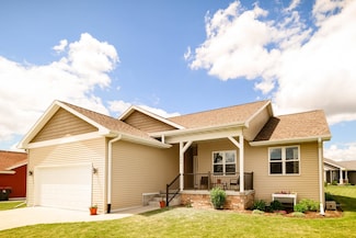 684 Prairie View Dr, Evansville, WI 53536
