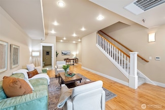 708 Market St Unit 409, Tacoma, WA 98402