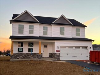 7457 Shoemaker Dr, Waterville, OH 43566