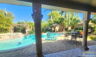 808 Orange Ln, Laguna Vista, TX 78578