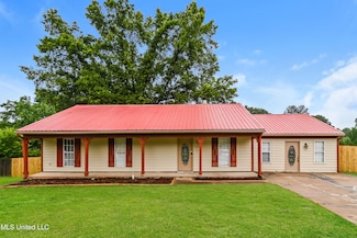 3720 Ramblewood Dr, Horn Lake, MS 38637