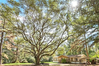 297 Deerfield Rd, Folsom, LA 70437