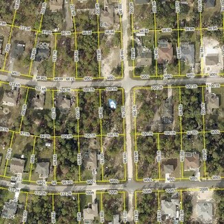 11270 Flower Ave, Weeki Wachee, FL 34613