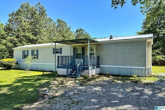 59 Ina Ln, Oxford, AL 36203