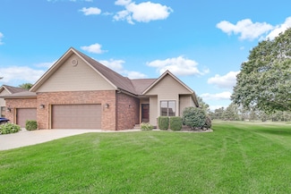 16484 Pretty View Dr Unit 14, Plymouth, IN 46563