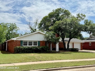 2107 53rd St, Lubbock, TX 79412