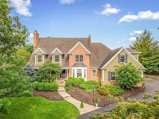 2207 N Elmkirk Pkwy, McHenry, IL 60051