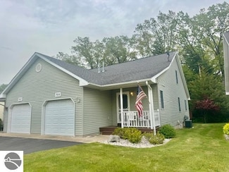 705 Eastgate Place Unit 10 -B, Traverse City, MI 49686