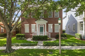 704 Honeysuckle Ave, Kissimmee, FL 34747