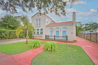 1136 Australia Ave, Daytona Beach, FL 32114