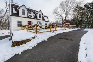 610 Wood St, Harmony, PA 16037