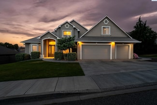 404 S Montana St, Kennewick, WA 99336