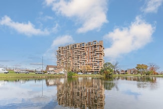 465 W Dominion Dr Unit 1302, Wood Dale, IL 60191