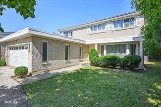 5316 Coyle Ave, Skokie, IL 60077