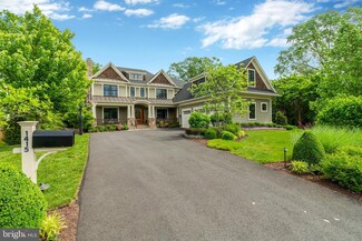 1415 Kurtz Rd, McLean, VA 22101