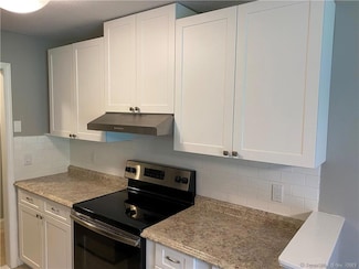 180 Glenbrook Rd Unit 27, Stamford, CT 06902