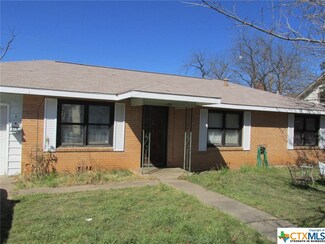 104 Greenbriar St, Belton, TX 76513