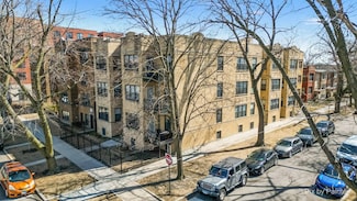 3223 W Belle Plaine Ave, Chicago, IL 60618