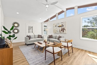 534 Brightwood Place, San Antonio, TX 78209