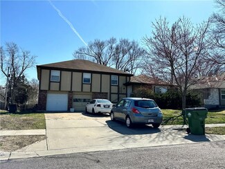 10305 E 78th St, Raytown, MO 64138