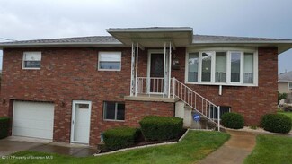 807 Church St, Moosic, PA 18507