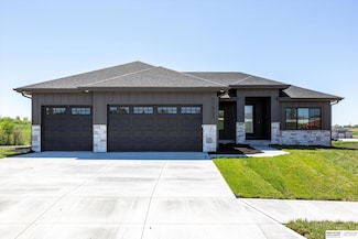 11019 N 166th St, Bennington, NE 68007