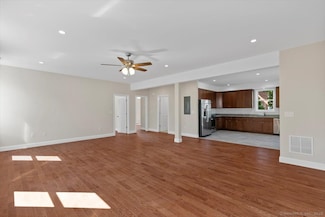 67 Beech St Unit 2, New Haven, CT 06511