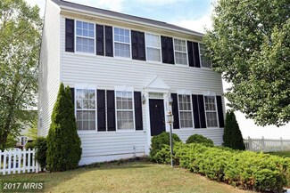 12442 Iona Sound Dr, Bristow, VA 20136