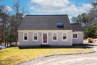 207 Old Falmouth Rd, Marstons Mills, MA 02648