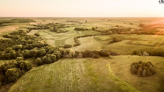 1238 S 60 Rd, Ionia, KS 66941