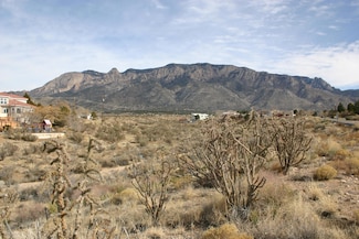 10650 Elena Ave NE, Albuquerque, NM 87122