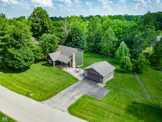 155 E Hoover Dr, Nineveh, IN 46164